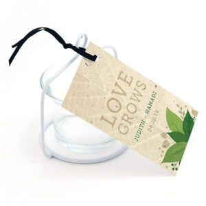 Love grows and so will your wedding favors with these earth-friendly Lush Greenery Plantable Favor Tags.