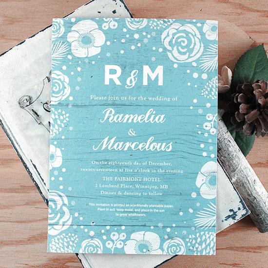 Designed for rustic winter weddings, these stunning plantable wedding invitations are a beautiful way to set the mood and charm your guests.