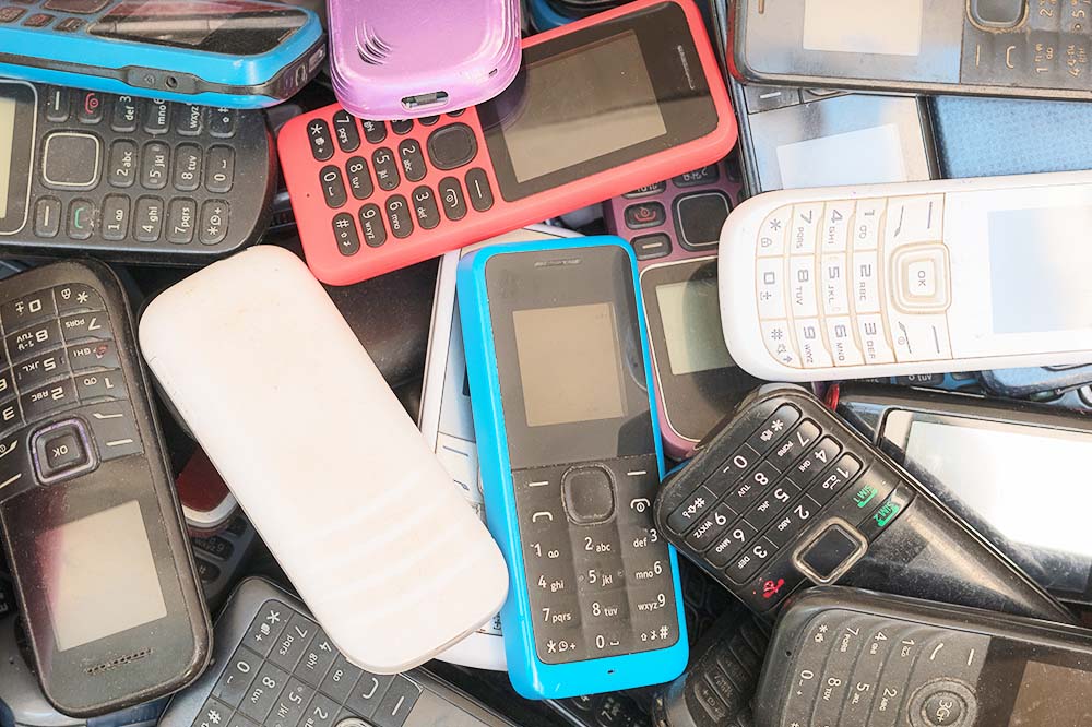 electronic waste: old cell phones that are obsolete
