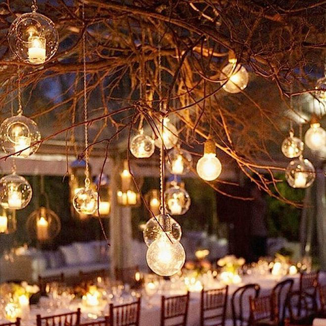 These bare branches are perfect for creating the perfect ambiance for your #fallwedding. See more details we love here!