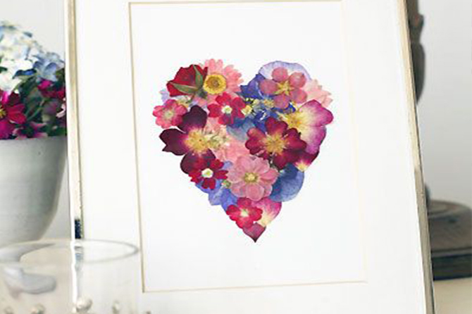 Find out how easy it is to create an art print with your #wedding flowers + see 9 more ways to reuse and #preserve them!