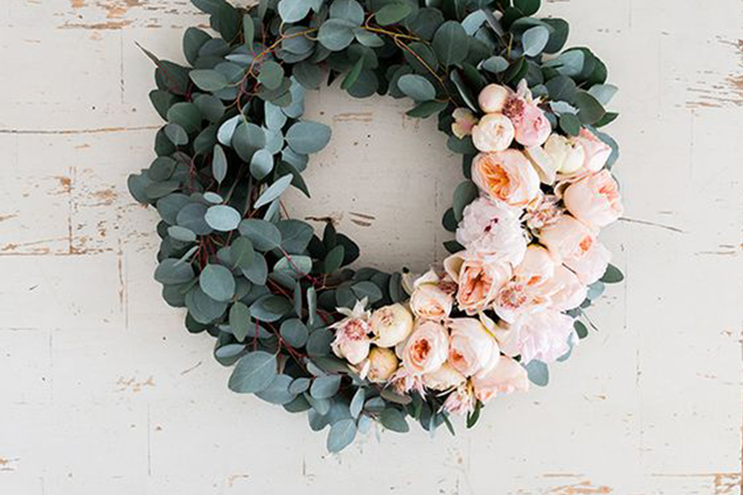 How beautiful is this #flowerwreath? Take a look at 10 more ways to reuse and preserve your #wedding flowers.