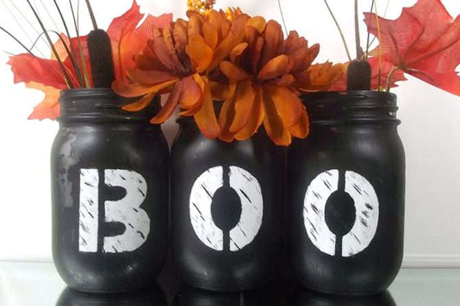 Make these mason jar decorations and see other Halloween upcycle crafts.