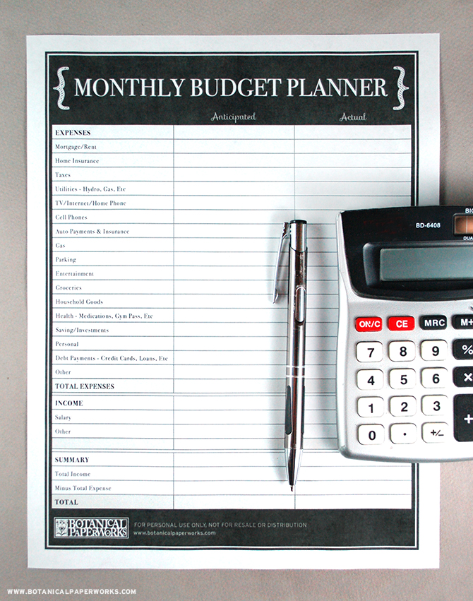 Never miss a payment again by utilizing this convenient FREE Printable Monthly Budget Planner!